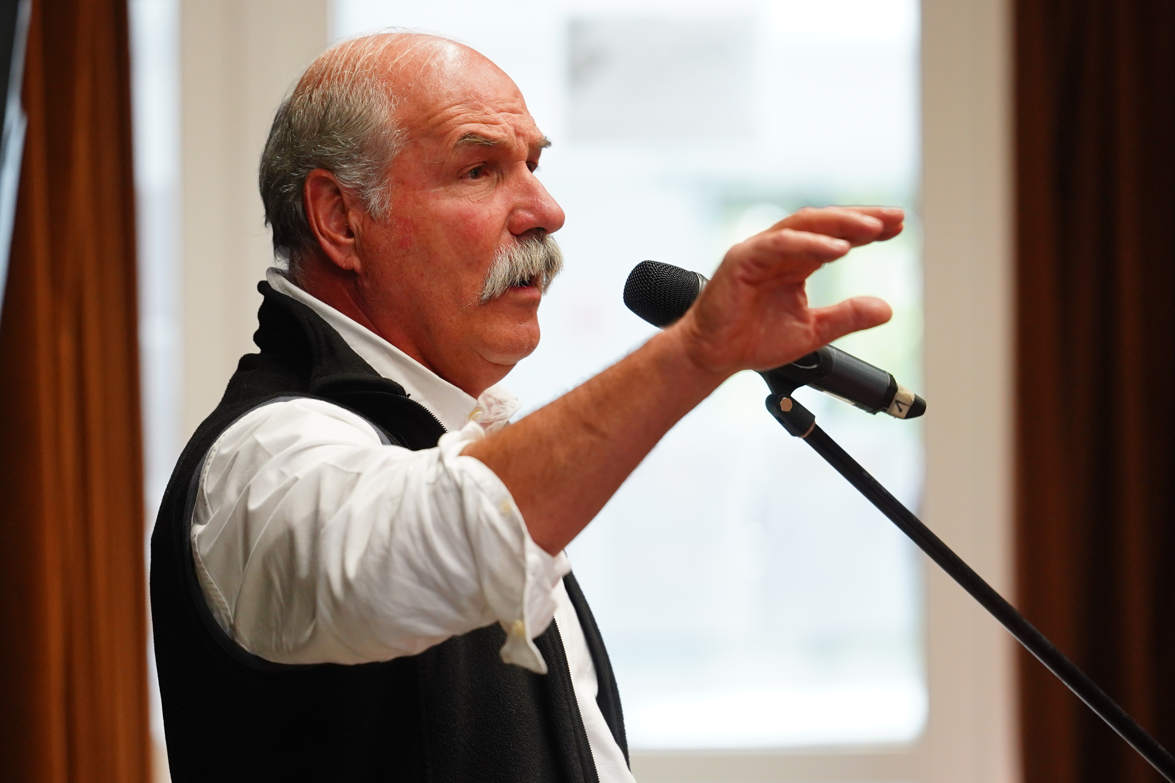 Berecz András, Kossuth díjas ének- és mesemondó, a Nemzet Művésze